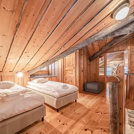 Villa Riekkopolku By Aavalevi