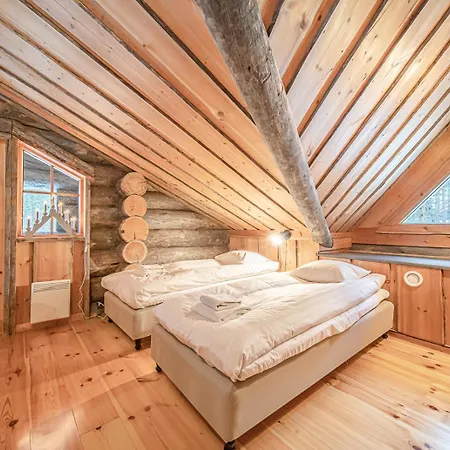 Villa Riekkopolku By Aavalevi *